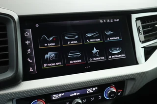 Audi A1 Sportback 30 TFSI 110pk S-Tronic S edition Sonos Keyless Stoelverwarming ACC LED Climate Control Carplay 2x S-Line / 23