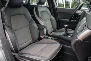 Renault Captur 1.0 TCe 90 Intens | Rijklaar | Dealer onderhouden | Trekhaak | Airco | Stoelverwarming / 20