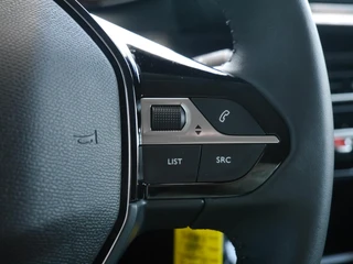 Peugeot 208 1.2 PureTech 100 Style | Lage km.stand | Airco | Cruise control | Parkeersensoren achter | Apple Carplay/Android Auto | Led verlichting / 20