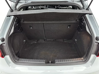 Audi A1 Sportback 35 TFSI S Edition | Camera | CarPlay | Cruise Control | Stoelverw. | / 31