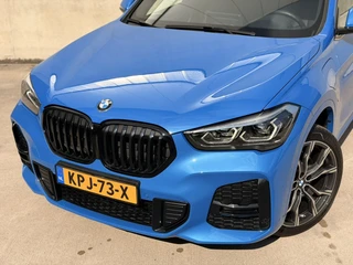 BMW X1 xDrive25e M Sport Pano Leder H/K HUD Trekh 19' Shadowline / 4