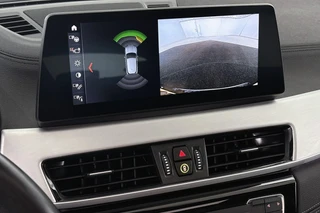 BMW X2 xDrive25e M Sport Panoramadak Head-Up Harman Kardon Elektrische Stoelen / 18