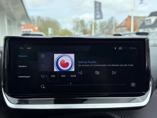 Peugeot 2008 1.2 Turbo 100 Allure | Parkeersensoren | Draadloos Apple Carplay/Android Auto | Privacy Glass | Bleu Obsession / 10