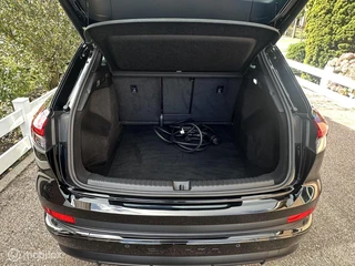 Audi Q4 e-tron 40 Launch edition S Competition 77 kWh SOH 92,73% MATRIX LED SFEERVERLICHTING CAMERA SPORTSTOELEN / 27