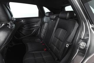 Mercedes-Benz B-Class 200 Ambition 157 PK - Automaat Orig. NL. | Cruise | PDC | NAV | Airco | Wegklapbare Trekhaak | LM 17" | / 8