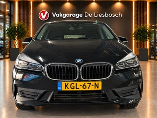 BMW 2 Series Active Tourer 225xe iPerformance High Executive pano/navi/camera/stoelverw/elec klep / 9