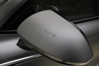 Omoda 9 Premium Hybride 537 PK Automaat | NIEUW MODEL | DEMO | Mat lak | Schuif/kanteldak | Lederen bekleding | Massagestoelen | Keyless | Stoel & Stuurverwarming | 7 jaar garantie / 28