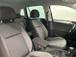 Volkswagen Tiguan 1.4 TSI ACT Comfortline Business CRUISE NAVI DAB LM ECC. / 13