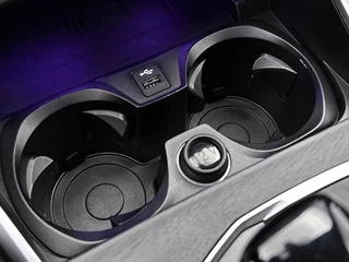 BMW 3-serie 330e xDrive | Dravit Grau | Camera | Stoelverwarming | Memory Stoelen | / 40