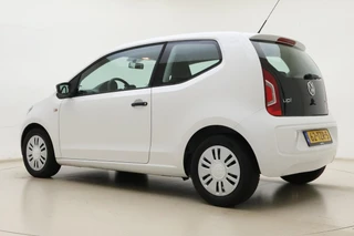 Volkswagen up! 1.0 take up! BlueMotion / 13
