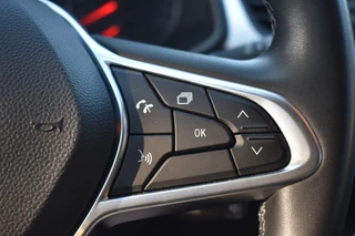 Renault Captur 1.0 TCe 90 Zen Carplay Navigatie | 2e Eigenaar | Goed onderhouden | 12 mnd BOVAG garantie | Whatsapp 06-53188999 / 14