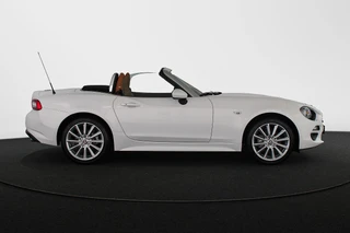 Fiat 124 Spider 1.4 MultiAir Turbo Lusso BOSE Keyless Stoelverwarming Achteruitrijcamera / 31