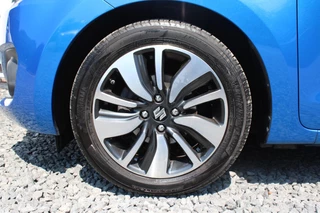 Suzuki Swift 1.0 Stijl Smart Hybrid / 35