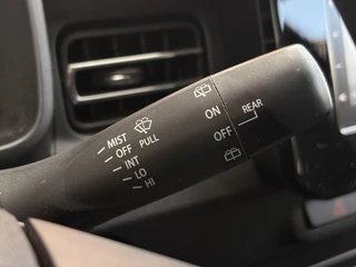Suzuki Ignis 1.2 Smart Hybrid Select Achteruitrijcamera, Stoelverwarming, Airco, Bluetooth / 27
