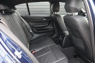BMW 1-serie 118i 136pk High Executive Urban line - Leder - Led koplampen - Navigatie prof. - Hifi - / 12