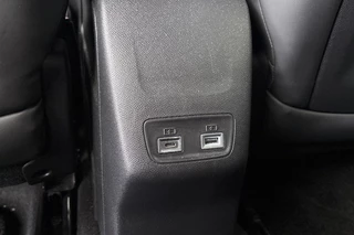 Peugeot 208 1.2 Hybrid 145 e-DCS6 GT Navigatie Adaptieve Cruise Control Achteruitrijcamera / 32
