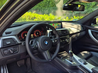 BMW 3-serie Touring M Sport Edition Apple CarPlay Trekhaak 18inch breedset 6WB Virtual dash NAP RIJKLAAR / 10