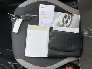 Hyundai i10 1.0 Comfort  | 1e eigenaar | airco | apple carplay | cruise control | all season banden | dab | apk t/m 6-2028 / 31