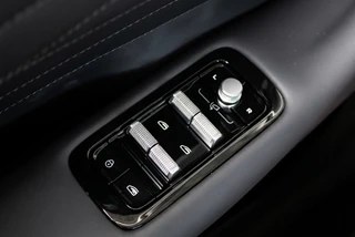 Geely Starray EM-i PRO PLUG-IN 83KM Elektrisch l 360 Camera l Leder l NIEUW VOORRAAD / 32