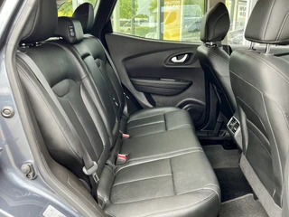 Renault Kadjar 1.3 TCe 140 EDC Intens  | Trekhaak | Leer | Stoelverwarming | Dodehoek | Elektrische Stoelen | 1500KG Trekgewicht | Navigatie | Climate Control | Achteruitrijcamera | Automaat | Apple CarPlay/Android Auto / 12