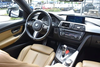 BMW 3-serie 316i M-SPORT ECC PANODAK LEDER LMV / 19