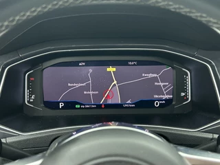 Volkswagen T-Roc 1.5 TSI R Line | Schuifdak | Camera | Navi | Virtual Dash | Stoelverw. | Adaptive Cruise / 25
