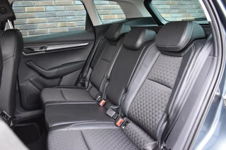 Skoda Karoq 1.5 TSI LEDER LMV NAVIGATIE CRUISE / 26