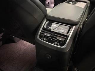 Volvo XC90 2.0 T8 Recharge AWD R-Design Pano Memory 7P NAP / 41