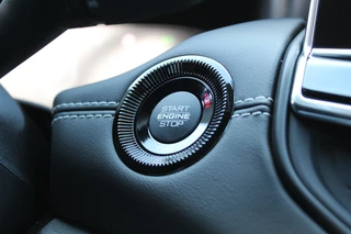 Jeep Compass 4xe 240 Plug-in Hybrid Electric Summit | Panoramadak | Leder | 360 | Stoelverwarming/ventilatie | BLIS / 35