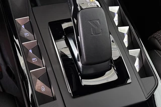 DS 3 Crossback E-Tense Performance Line 50 kWh SOH 99% Stoelverwarming Head-Up / 33