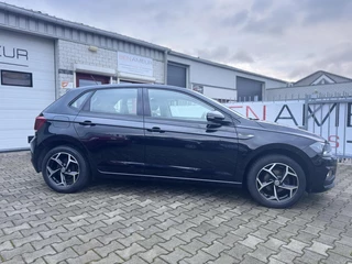 Volkswagen Polo 1.0 TSI Highline Business R Navi/ CarPlay / 8