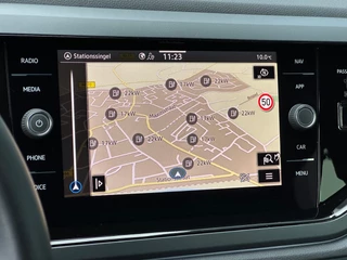 Volkswagen Taigo 1.5 TSI 150pk DSG R-Line Trekhaak | IQ light | Camera | Navi | Virtual | Rijklaar incl. garantie / 20