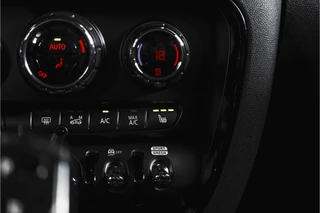 MINI Clubman 2.0 JCW ALL4 Chili  | S/K-Panodak | Adapt. Cruise | Stoelverw. | PDC | Camera | NAV + App.Connect | ECC | Harman Kardon | LM 19" | / 31