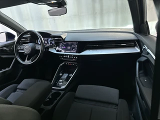 Audi A3 Sportback 30 TFSI Advanced Edition LED Adaptive Cruise Camera DAB+ / 4