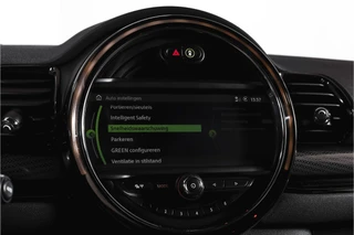 MINI Clubman 2.0 JCW ALL4 Chili  | S/K-Panodak | Adapt. Cruise | Stoelverw. | PDC | Camera | NAV + App.Connect | ECC | Harman Kardon | LM 19" | / 38
