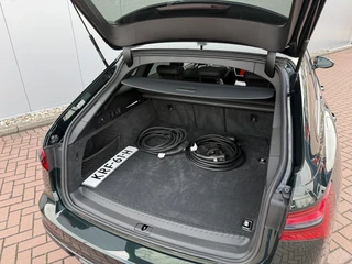 Audi A6 Avant 55 TFSI e 367pk quattro Pro Line S Competition Audi Exclusive kleur / 20