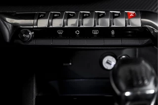 Peugeot 3008 1.2 PureTech 130 PK Active Pack Business Orig. NL  | Dig. Cockpit | Cruise | PDC | NAV + App. Conncect | ECC | Afn. Trekhaak | LM 19" | / 28
