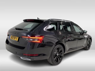 Škoda Superb Combi 1.4 TSI iV 218pk Sportline Business / 4