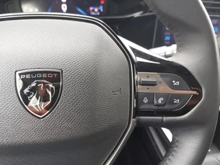 Peugeot 308 1.6 Plug-in Hybrid 180 Active Pack Business / 25