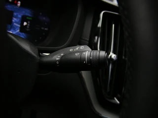 Volvo XC60 2.0 T6 AWD Ultimate Dark | 100% SOH | 360 | B&W | Pano / 25