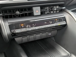 Toyota C-HR 1.8 Hybrid 140 Active 4-SEIZOENSBANDEN ANDROID & APPLE DIGITALE TELLERS METALLIC LAK / 17