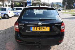 Škoda Octavia Combi 1.0 TSI Greentech Ambition Business / 10