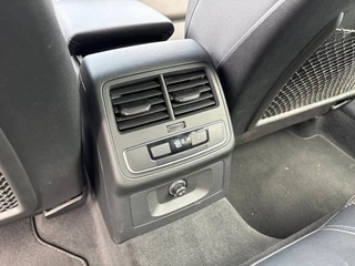 Audi A4 Avant 40 TFSI quattro S edition / S-line / virtual / trekhaak / carplay / dealer ond, / 33