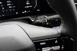 Kia Sorento 1.6 T-GDi Plug-in Hybrid 4WD ExecutiveLine 7p Nieuw en Direct leverbaar! - - Stoel/Stuurverwarming - 1700kg trekgewicht - Apple Carplay - Android Auto - Panorama Dak - - Fabrieksgarantie tot 2033 / 60