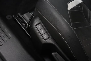 Opel Mokka 1.2 Turbo Hybrid GS | Apple Carplay/Android Auto | Electromic Climate Control | Navigatiesysteem |  Cruise Control | Massage stoelen | / 19
