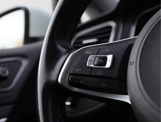 Volkswagen Golf 1.0 TSI Highline R-line  | Panoramadak | Camera | Virtual | LED / 37
