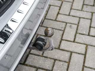 Mercedes-Benz B-Class 250 Ambition Rood leder | Xenon | Camera | Navi | Trekhaak | PDC v+a | Cruise control / 9
