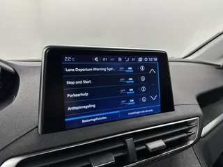 Peugeot 3008 1.2 PureTech Blue Lease Premium PANO CAMERA NAVI CRUISE CARPLAY. / 34