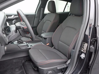 Ford Focus 1.0 Ecoboost automaat ST line X Panoramdak | Afn. Trekhaak | / 14