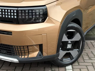 Fiat Grande Panda 1.2 Hybrid La Prima | Apple-Android | Navigatie | Parkeercamera / 6